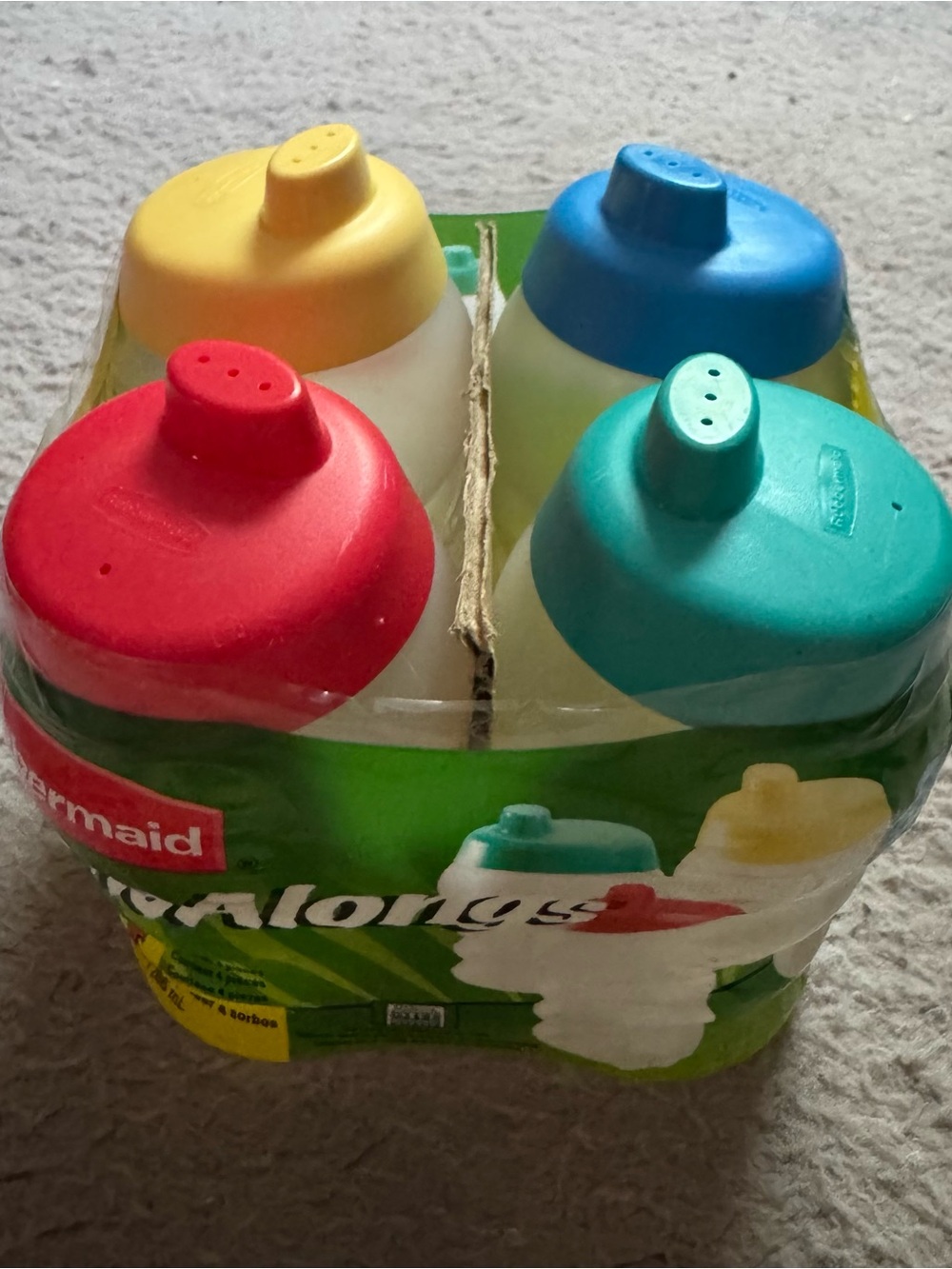Rubbermaid Takealongs 9 oz Reusable Refillable Sipper Water Bottles 4 Pack Cups